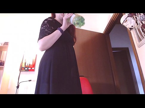 ❤️ En undergiven slav som älskar smutsiga och saftiga trosor tvingas onanera efter att ha sett den här videon! ❤❌ Porno at sv.hentaidude.ru ️❤