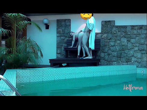 ❤️ Chefen bjuder in tjänsteflickan till poolen, men kunde inte motstå en het ❤❌ Porno at sv.hentaidude.ru ️❤
